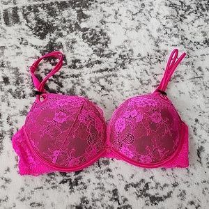 VS Sexy Little Things Bra Brand New Without Tags